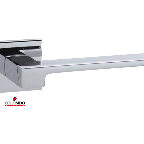 MANIGLIA ZELDA ROSETTA QUADRA DA 50x50x6 mm. FORO CHIAVE prodotta da COLOMBO