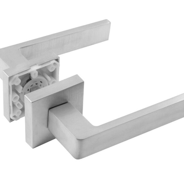 Maniglia GM11 Rosetta Quadra d.50x50x10h Bocchetta Foro Chiave ZCS-Cromo Satinato  GPB Ghidini